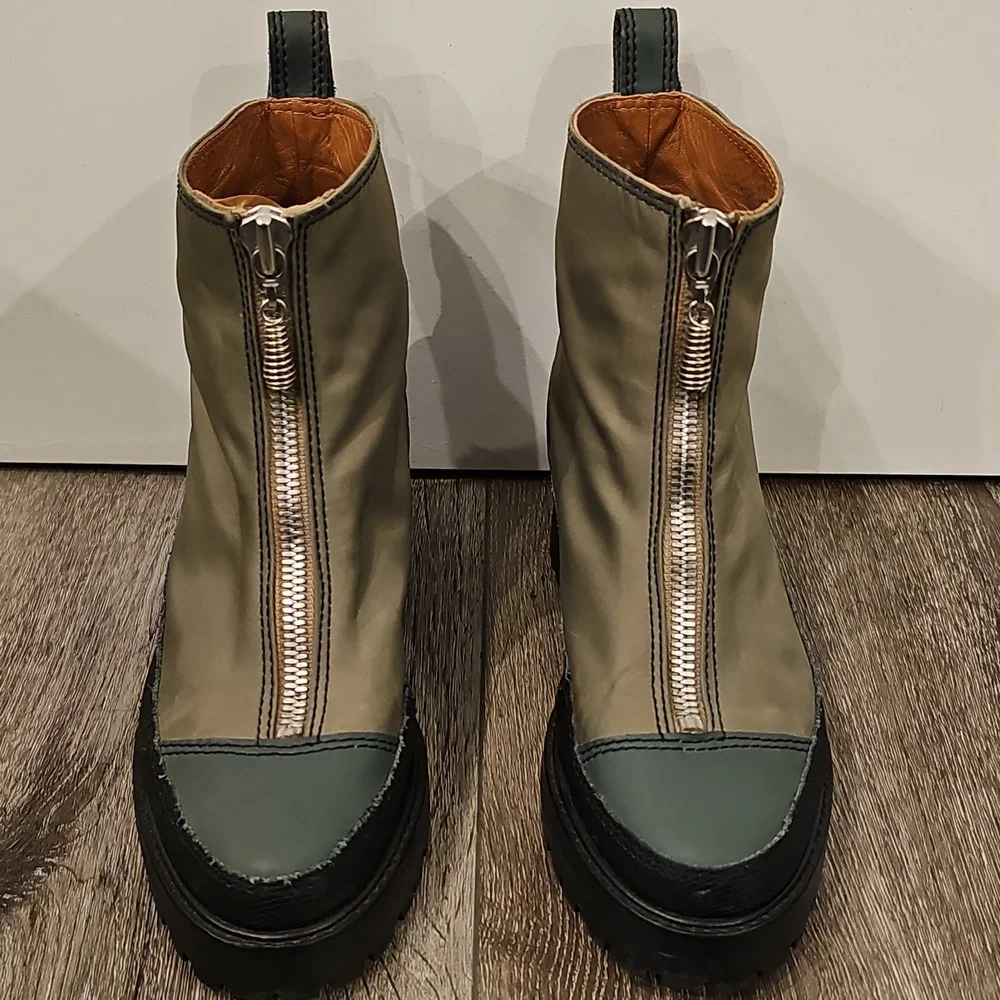 NICOLE SALDANA Women's Zipper Chris Boots